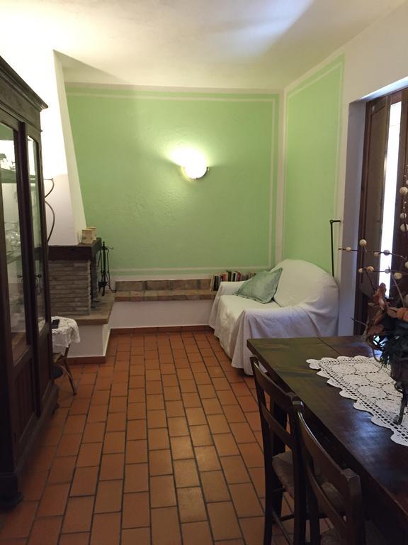 Poggio Paradiso Apartments Mengara Habitación foto